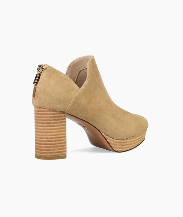 Pelle Moda Lesia Bootie - Latte