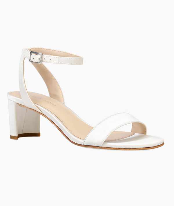 Pelle Moda Moira 2 Low Heel - White