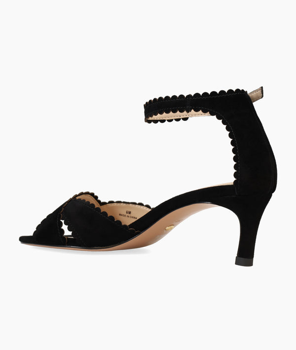 Pelle Moda Umelo Low Heel - Black