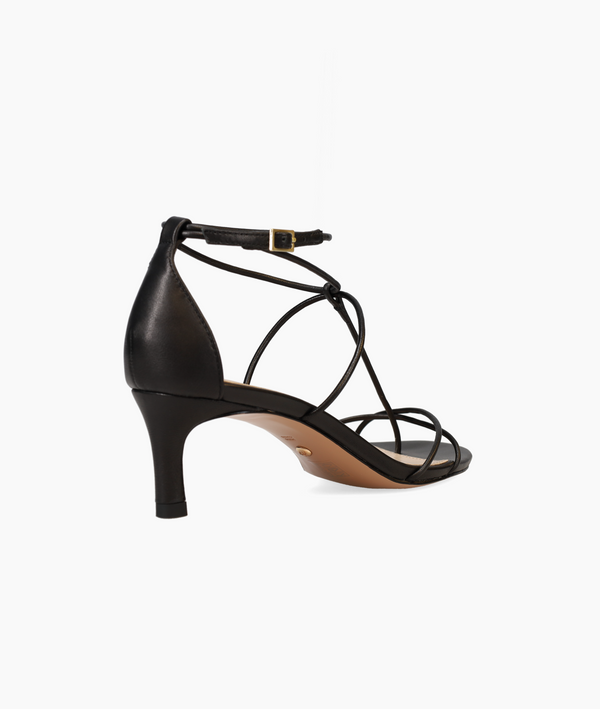 Pelle Moda Ura Low Heel - Black