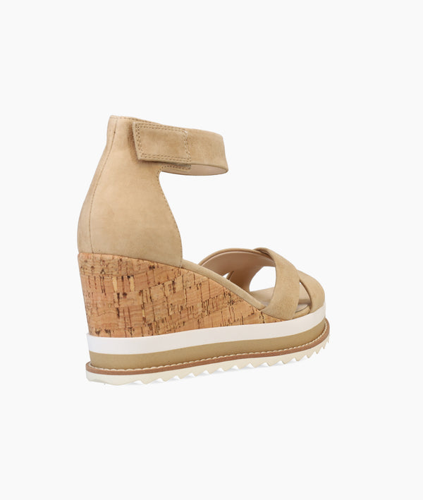 Pelle Moda Westyn Wedge - Latte