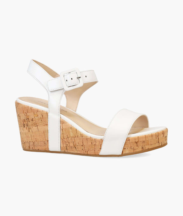 Pelle Moda Wiltz Wedge - White