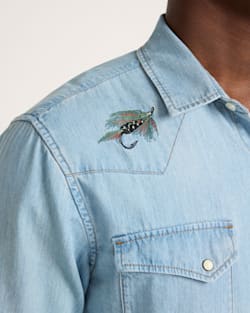 Pendleton MEN'S SALMON EMBROIDERED DENIM GAMBLER SHIRT