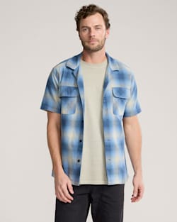 pendleton MEN'S SHORT-SLEEVE PLAID COTTON BOARD SHIRT