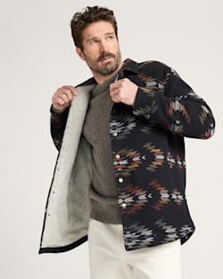 pendleton MEN'S WYETH FALLS COTTON CHAMOIS SHERPA-LINED SHIRT JACKET