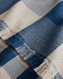 Pendleton BLOCK PLAID ORGANIC COTTON FRINGED THROW