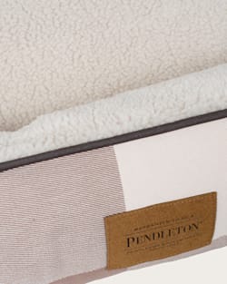 Pendleton BLOCK PLAID PET BED - KUDDLER