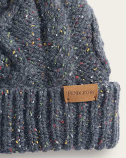 Pendleton CABLE KNIT BEANIE