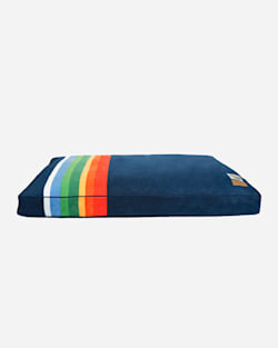 Pendleton CRATER LAKE NATIONAL PARK PET BED - NAPPER