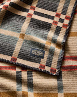 Pendleton FOUR SQUARE THROW