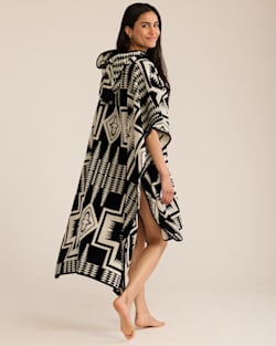 Pendleton HARDING ADULT HOODED TOWEL