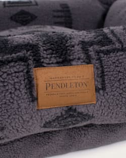 Pendleton HARDING PET BED - KUDDLER
