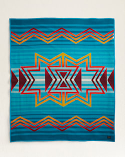 pendleton MANY NATIONS BLANKET