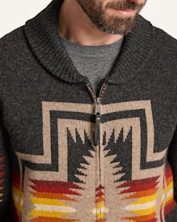 Pendleton MEN'S HARDING ZIP LAMBSWOOL CARDIGAN