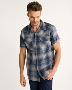 pendleton MEN'S SHORT-SLEEVE PLAID BOARD SHIRT