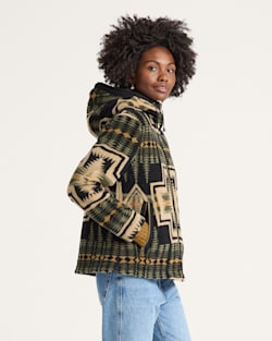 Pendleton WOMEN'S HARDING HOODED FLEECE JACKET