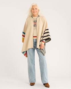 pendleton WOMEN'S LAMBSWOOL BLANKET CAPE
