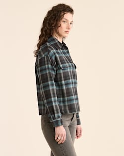 Pendleton WOMEN'S PLAID CROPPED SHIRT