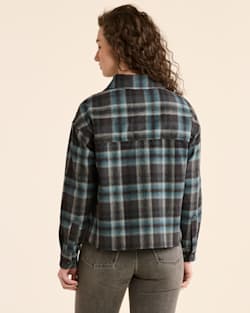 Pendleton WOMEN'S PLAID CROPPED SHIRT
