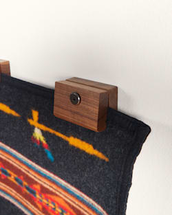 Pendleton WOODEN BLANKET HANGER CLIPS