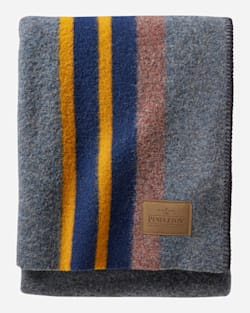 Pendleton YAKIMA CAMP THROW