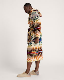 Pendleton UNISEX MYSTIC LAKE COTTON TERRY VELOUR BATHROBE