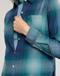 Pendleton WOMEN'S PLAID COTTON FLANNEL RELAXED SHIRT