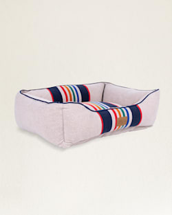 Pendleton YELLOWSTONE NATIONAL PARK PET BED - KUDDLER