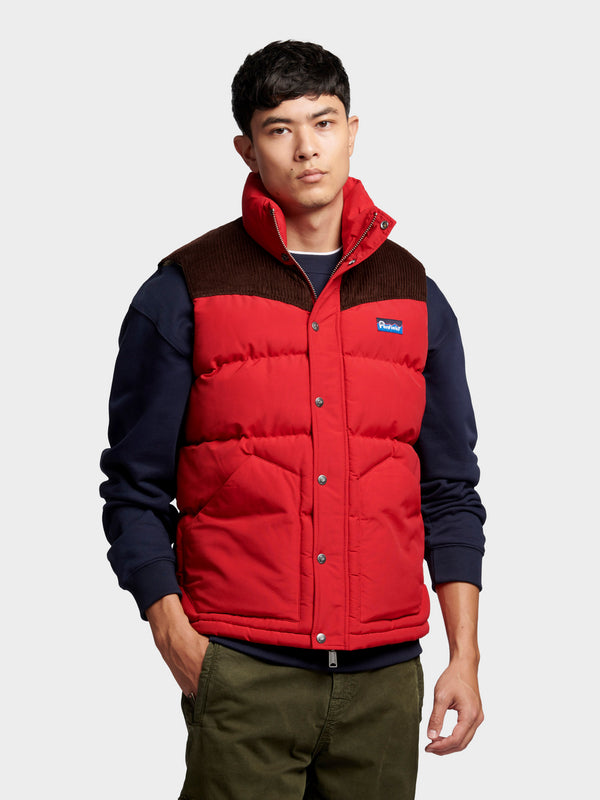 Penfield Easton Vest In Equestrian Red