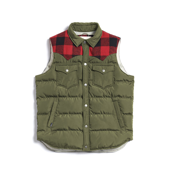 Penfield Rockford Vest In Capulet Olive