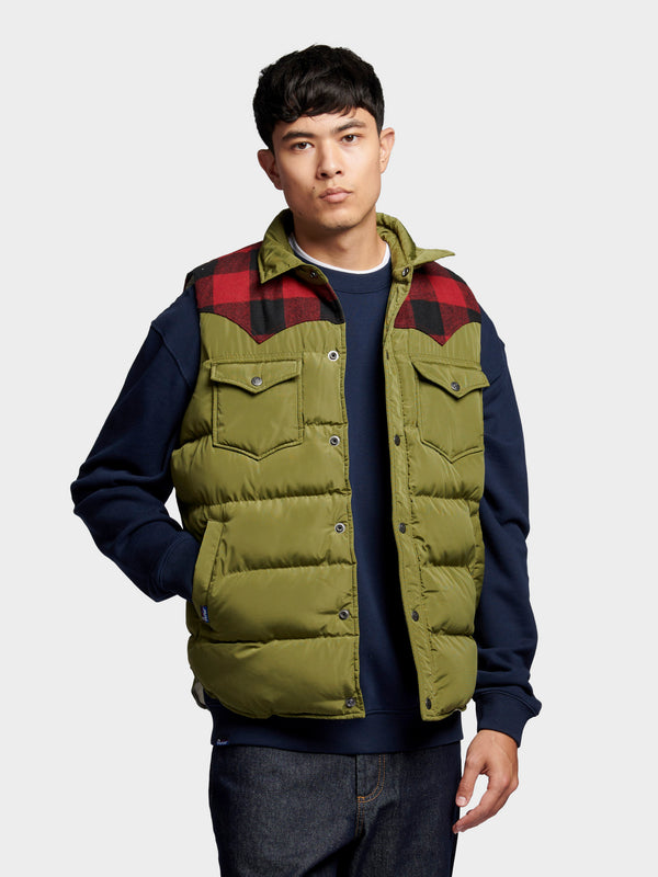 penfield Rockford Vest in Capulet Olive
