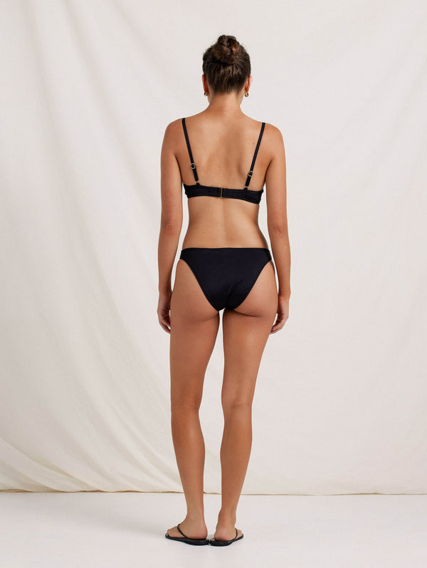 Peony Swimwear Staple Pant Noir