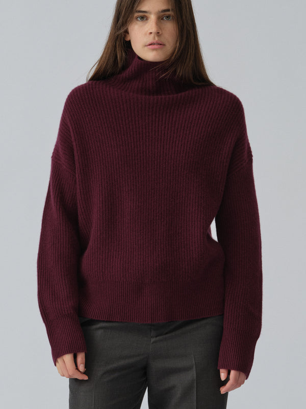 People's Republic Of Cashmere Premium Ribbed Turtleneck - Bordeaux