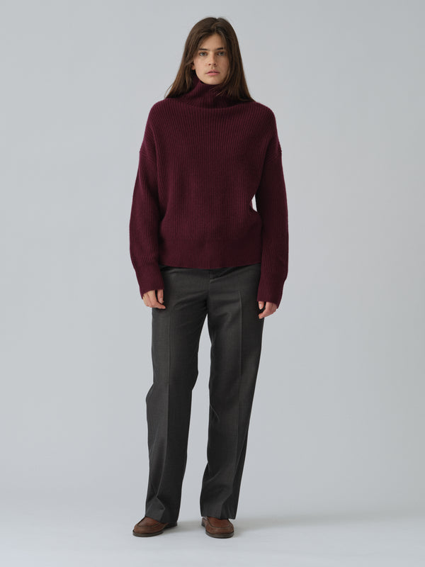 people's republic of cashmere Premium Ribbed Turtleneck - Bordeaux