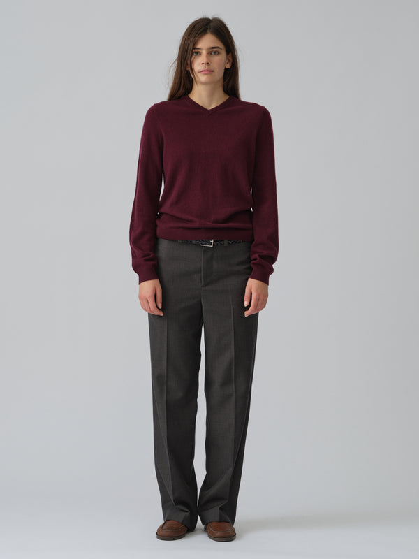 People's Republic Of Cashmere Women's Fitted 90's V-Neck - Bordeaux