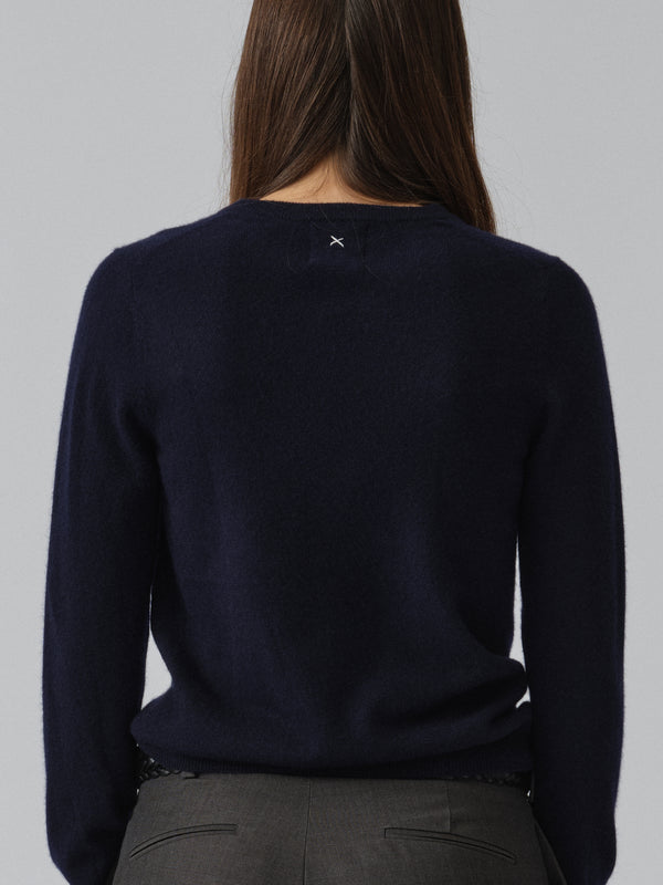 People's Republic Of Cashmere Women's Fitted 90's V-Neck - Navy Blue