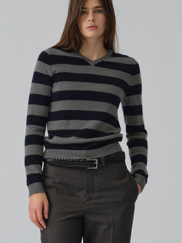 People's Republic Of Cashmere Women's Fitted 90's V-Neck - Navy Blue / Solid Grey