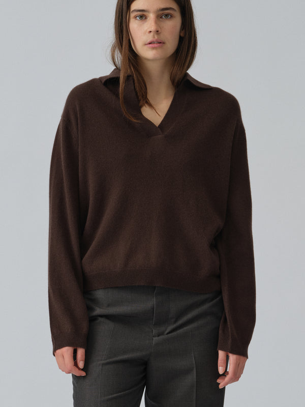 people's republic of cashmere Women's Oversized Collar V-Neck - Dark Brown