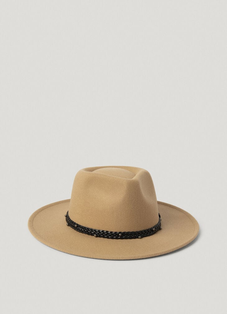 Pepe Jeans hat with studs on band