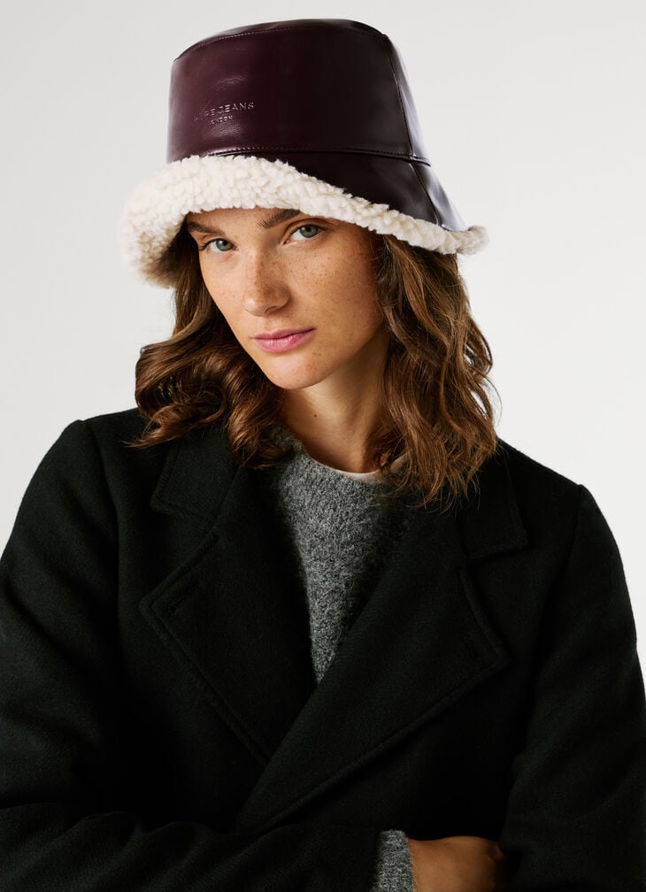 Pepe Jeans reversible faux leather hat