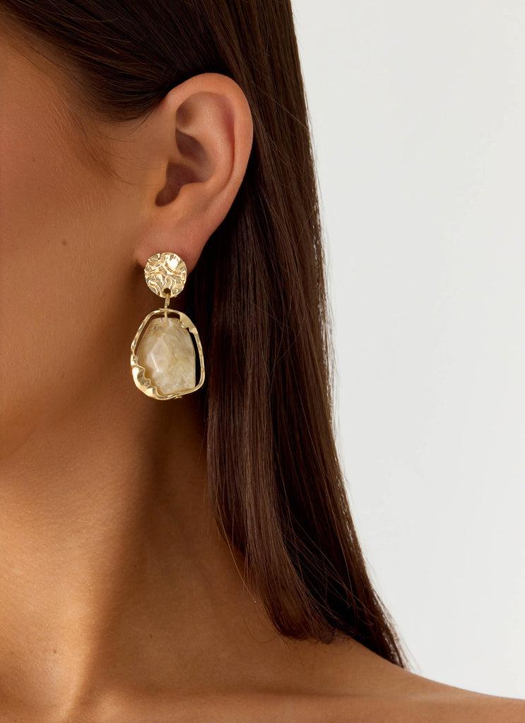 Peppermayo Peppermayo Exclusive - Balmy Glow Earrings - Gold