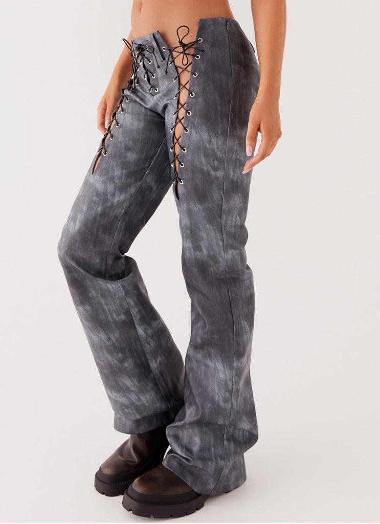 Peppermayo Peppermayo Exclusive - Better When I'm Dancing Lace Up Pants - Graphite
