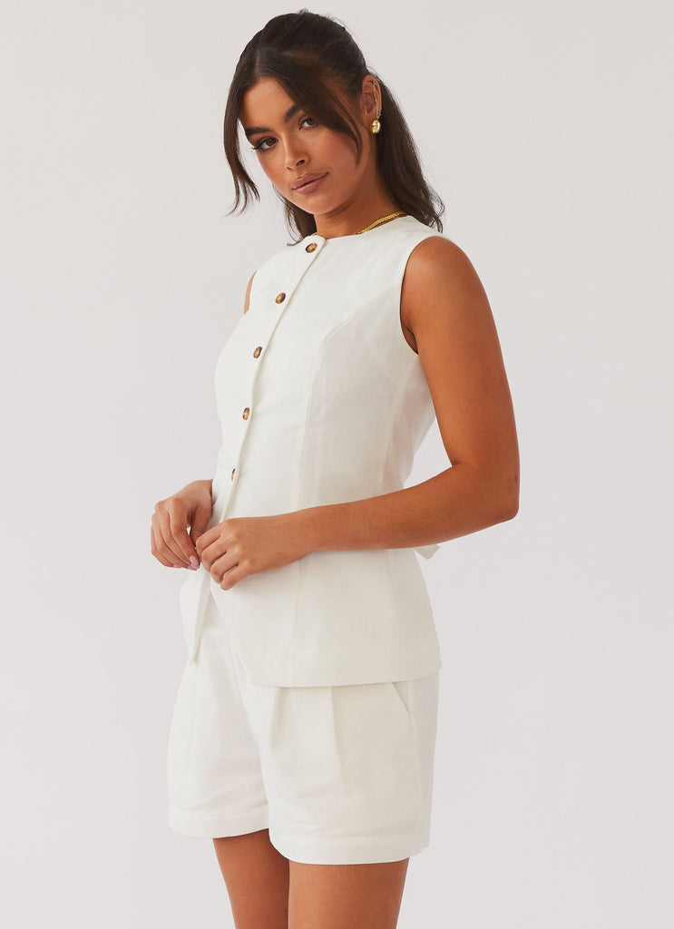 Peppermayo Peppermayo Exclusive - Born For Bordeaux Linen Shorts - White