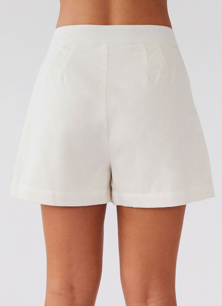 Peppermayo Peppermayo Exclusive - Born For Bordeaux Linen Shorts - White
