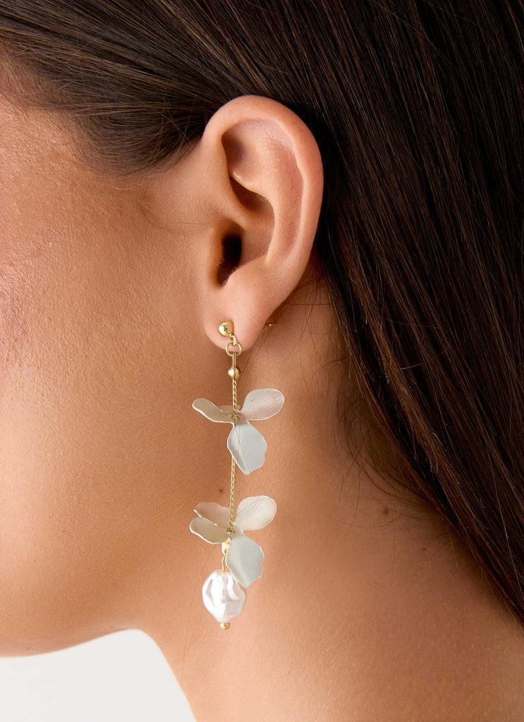 Peppermayo Peppermayo Exclusive - Costa Aura Earrings - Pearl