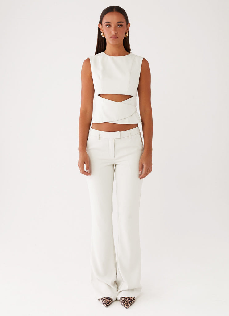 Peppermayo Peppermayo Exclusive - Cyra Low Rise Slim Fit Pants - Ivory