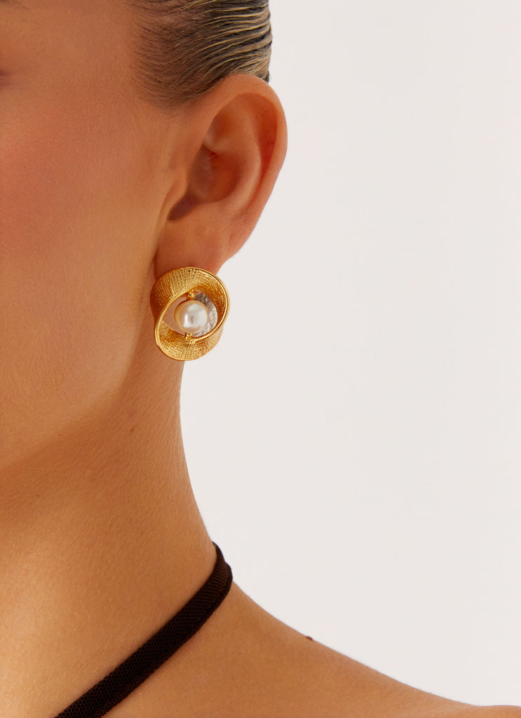 Peppermayo Peppermayo Exclusive - Debut Earrings - Gold