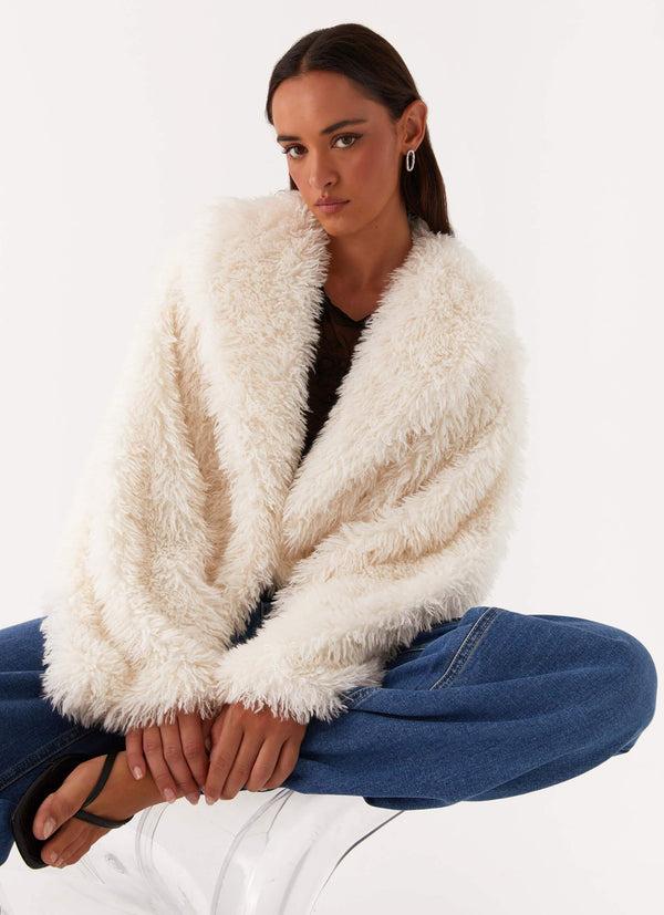 peppermayo Peppermayo Exclusive - Denver Oversized Fur Jacket - Ivory