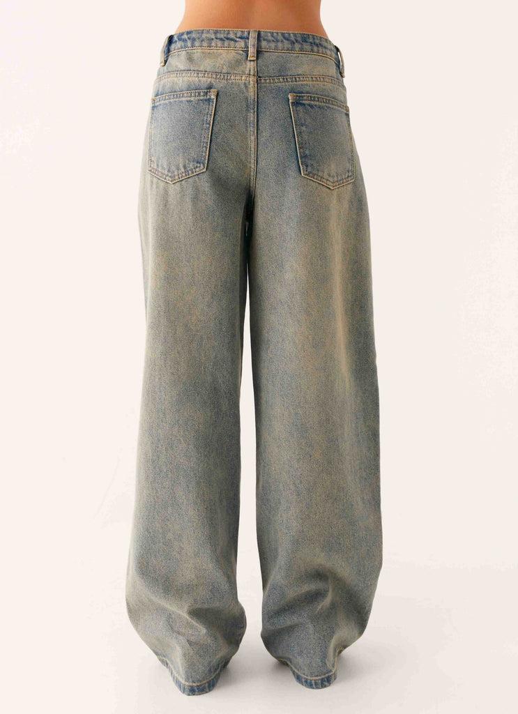 Peppermayo Peppermayo Exclusive - Keanna Low Rise Denim Jeans - Dirty Wash
