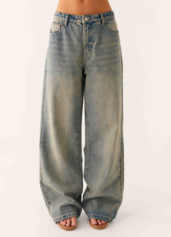 peppermayo Peppermayo Exclusive - Keanna Low Rise Denim Jeans - Dirty Wash